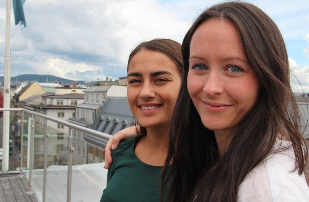 NSF Students leder, Mia Andresen og nestleder Stephanie Bahl Bilde av NSF Students leder, Mia Andresen og nestleder Stephanie Bahl