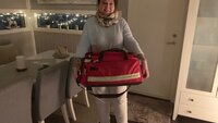 Elisabeth Jørgenvåg med jordmorkoffert