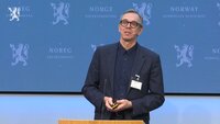 Bildet viser Jon Magnussen fra pressekonferansen Bildet viser Jon Magnussen fra pressekonferansen