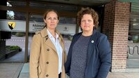 NSFs hovedtillitsvalgt Eileen Monk Berge sammen med NSFs Fylkesleder i NSF Vestfold og Telemark, Margareth Horn Bilde viser NSFs hovedtillitsvalgt Eileen Monk Berge sammen med NSFs Fylkesleder i NSF Vestfold og Telemark, Margareth Horn,