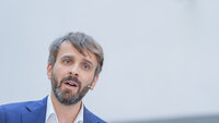 Bildet viser helse- og omsorgsminister Jan Christian Vestre