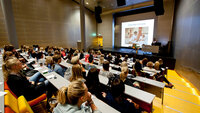  folkemengde publikum foredrag unge barn student studenter pleie folkemengde publikum foredrag unge barn student studenter